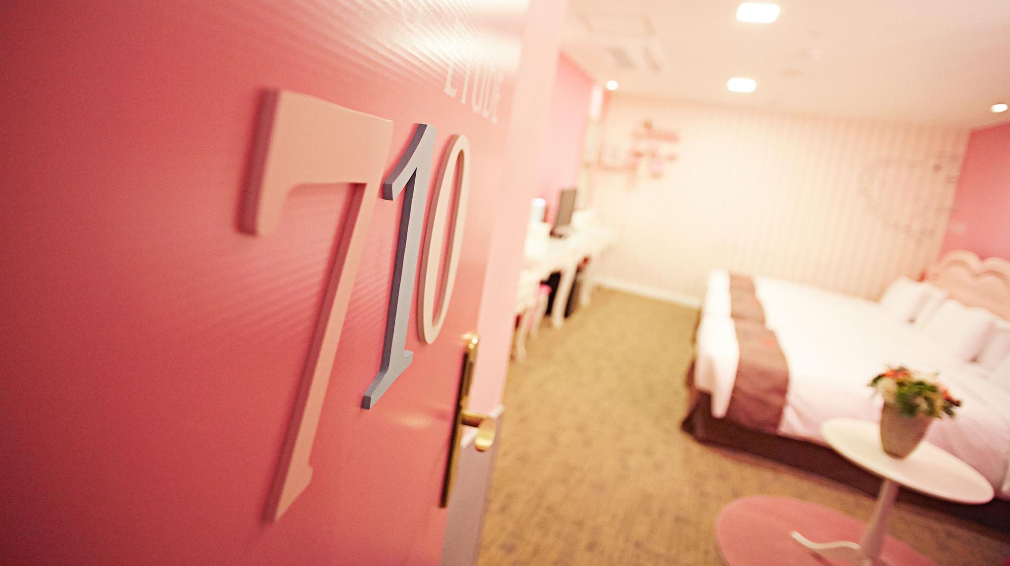 Hotel Skypark Myeongdong 3 Сеул Экстерьер фото