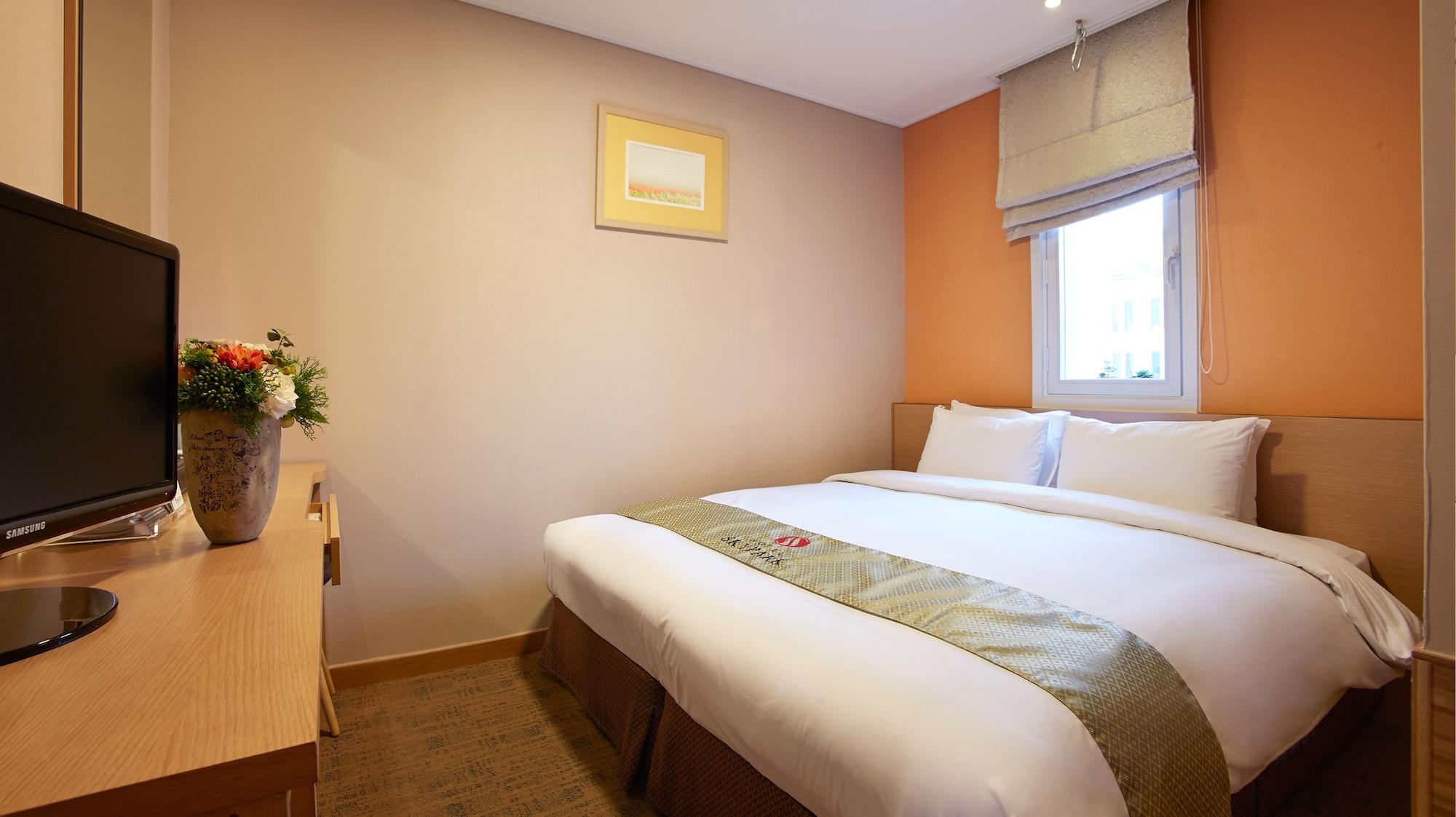 Hotel Skypark Myeongdong 3 Сеул Экстерьер фото